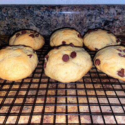 Thick Chocolate Chip Cookies
