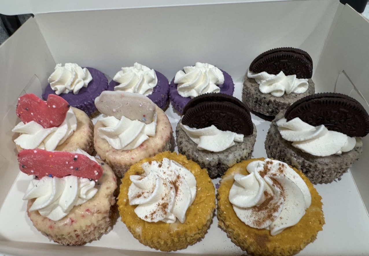 Dozen Of Mini cheesecakes 
