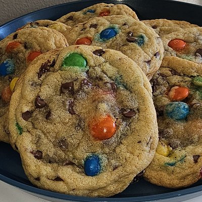 M&M Chocolate Chunk Cookies