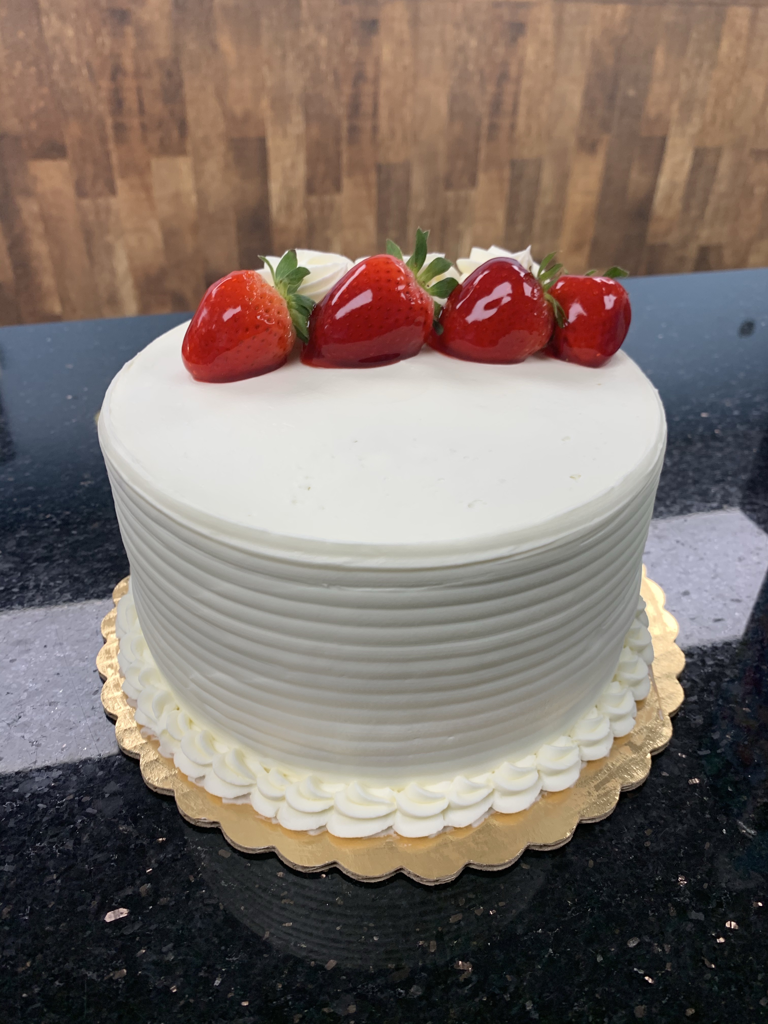 Strawberry Shortcake 8 Inch Round