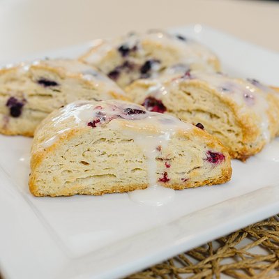 Sourdough Raspberry Scones 4 Count 
