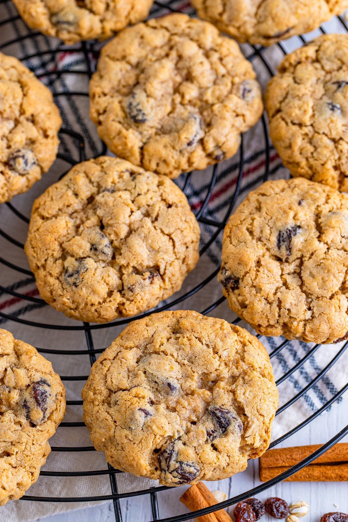 Oatmeal Raisin Cookies
