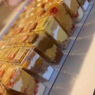 3oz Dessert Shooters 
