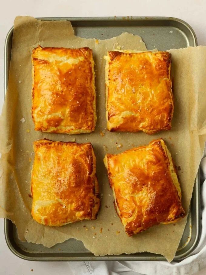 Cheese & Leak Bake