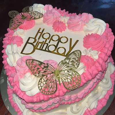 8 Inch Heart Cake/ Pastel De Corazón De 8 Pulgadas 