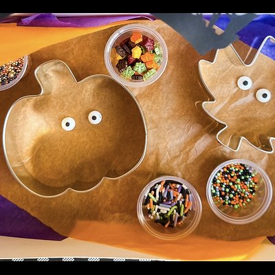 Thanksgiving Pre-Order: Fall DIY Cookie Kits