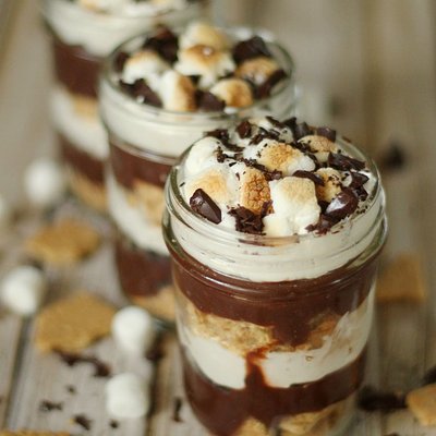 Desserts In a Jar
