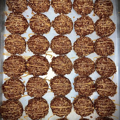 Dozen Cookies