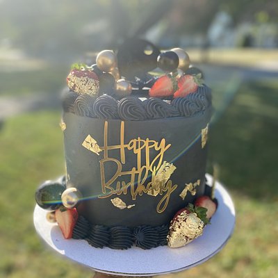8 Inch Three Layer Cake