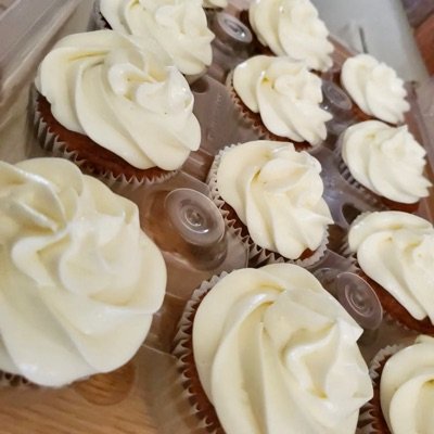 Cupcakes (dozen) 