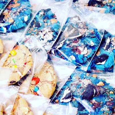 Large Cookies - Dozen