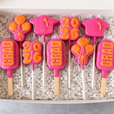 Graduation Cake Pops 