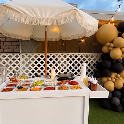 🥞 Mini Pancake Bar🍟 Salchipapa Bar🍔 Mini Burger Bar🍭 Interactive Snack Bar🧀 Charcuterie Bar 