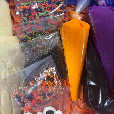 DIY Halloween Cookie Boxes 