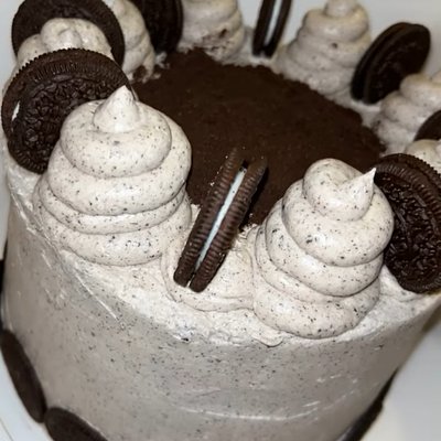 Ores Cookie Cake 8”