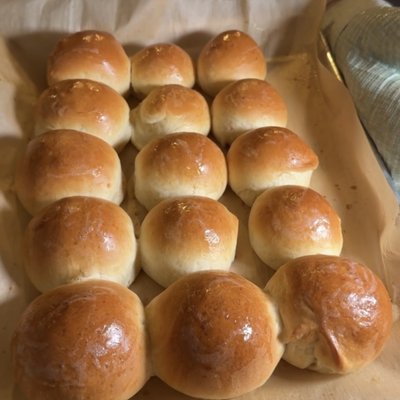 Brioche Rolls (8)