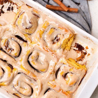 Pumpkin Spice Cinnamon Rolls(5) Count