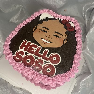 2 Layer 8” Freeform Cake