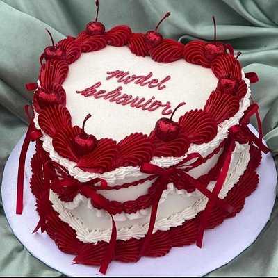 10 Inch (heart or round) cake