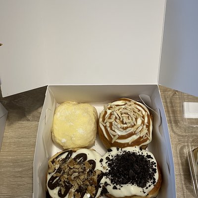 4pk Create Your Own Box - Mixed Pastries