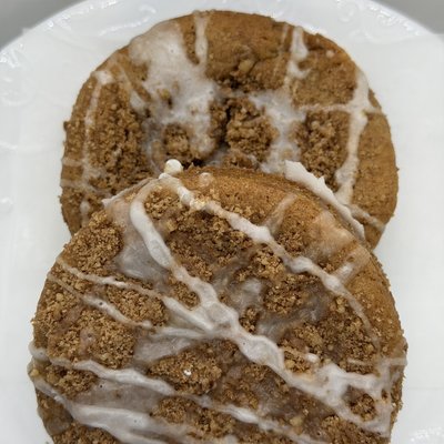 Stuffed Peach Cobbler Cookie