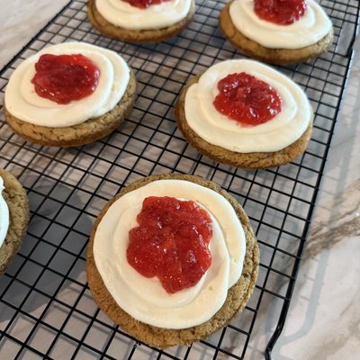 Strawberry Cheesecake Cookies
