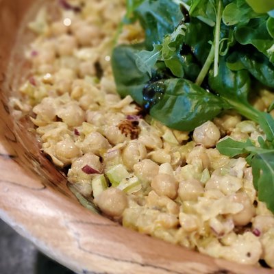 Curried Chickpea Salad (8 oz)