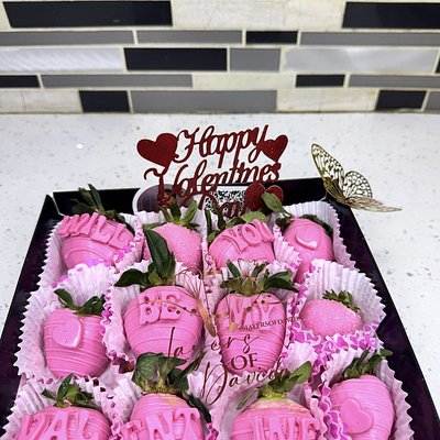 Signature Chocolate Covered Strawberries