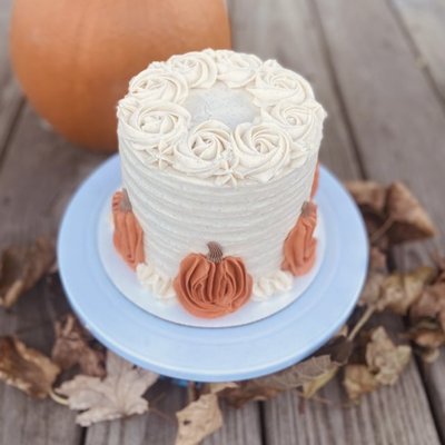 Fall Theme Cake 