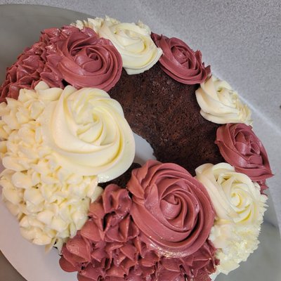 Dolce Celebration Bundt