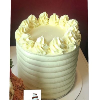 Sunny Fields Cake 