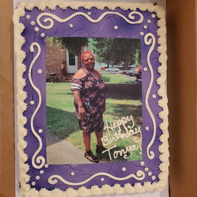 1/4 Sheet Cake (Specify Flavor Of Cake/Frosting)
