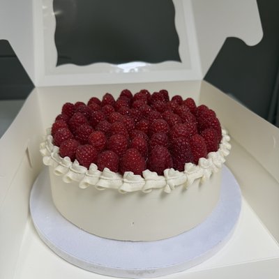 Raspberry Cake