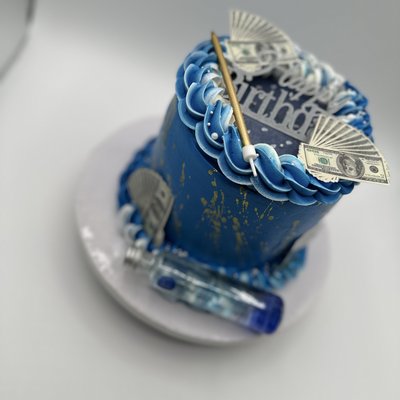 6in Adult Kake