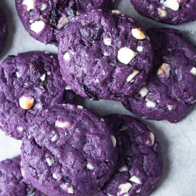Fruit & Chocolate Chip Cookie Combo