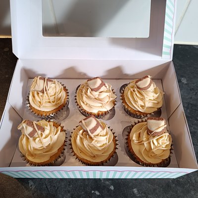 Scrumptious Cupcakes 