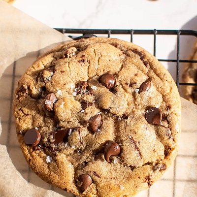 Freshly Baked Sea salt Chocolate Chip Cookies