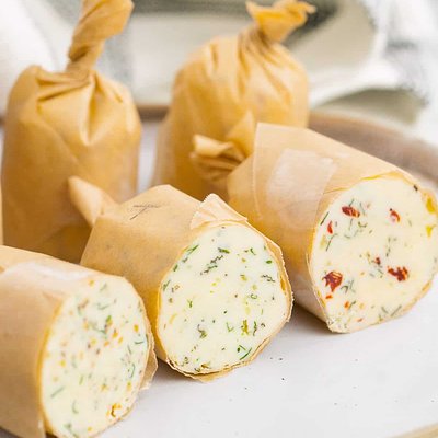 Hand Rolled Butter Unsalted  16/20 Oz Tub 