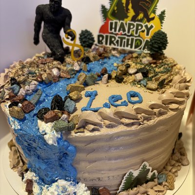 Bigfoot Cake
