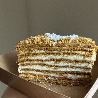 Honey Cake ( 1 piece )
