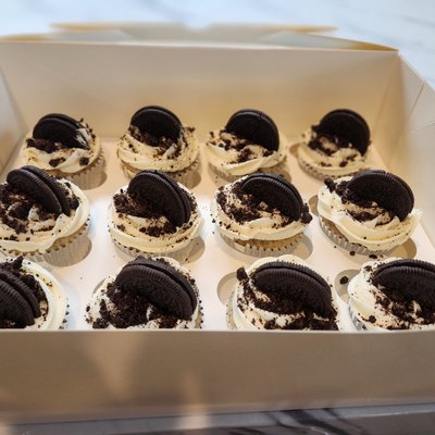 CookiesnCream Cupcakes