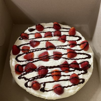 Strawberry Cheesecake With Homemade Whipped Topping & Chocolate Drizzle