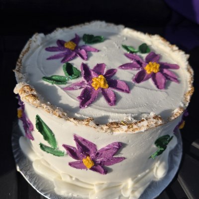 Custom Celebration Cakes (9in)