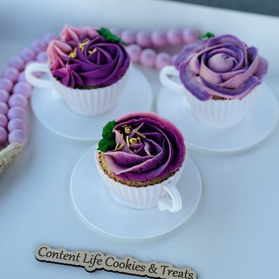 Floral Teacup Cupcake