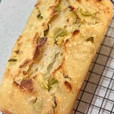 Jalepeno Cheddar Sourdough 