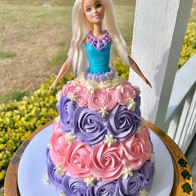 Small Barbie Cake 