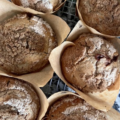 SOURDOUGH CINNAMON STREUSEL MUFFINS