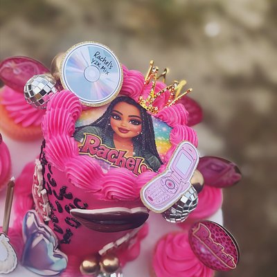 4” Cake With 6 Cupcakes 