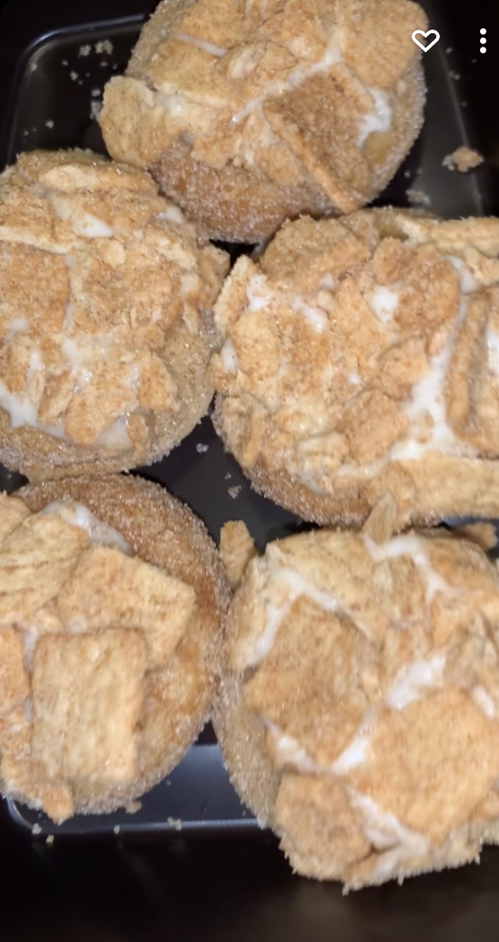 CUSTOM DONUTS (6 COUNT) 