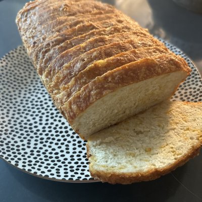 Triple Cheddar Bread